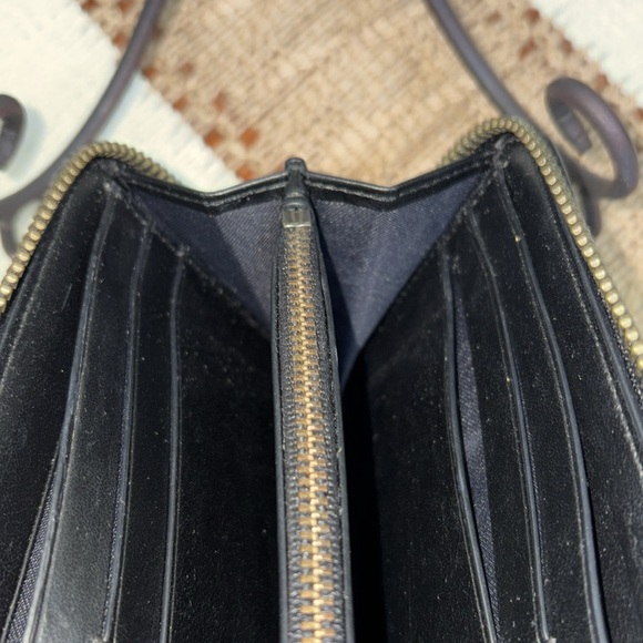 NWOT Coach Bandana Rivets Studded Black Pebbled Leather Accordion Wallet - Picture 13 of 14